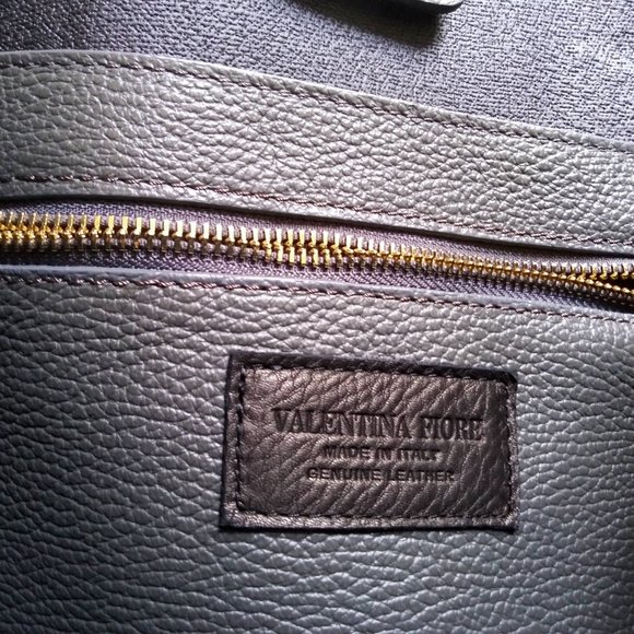 ***FINAL SALE*** Authentic Valentina Fiore Italian Leather Tote - Picture 9 of 16